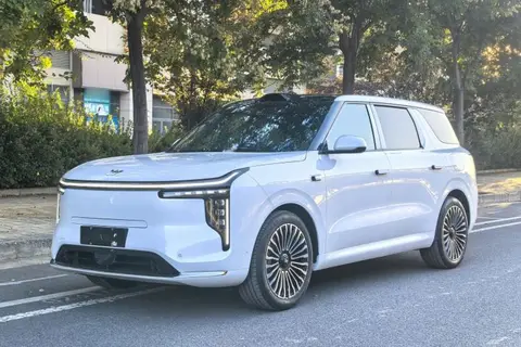 IM Motors Zhiji LS8 2026