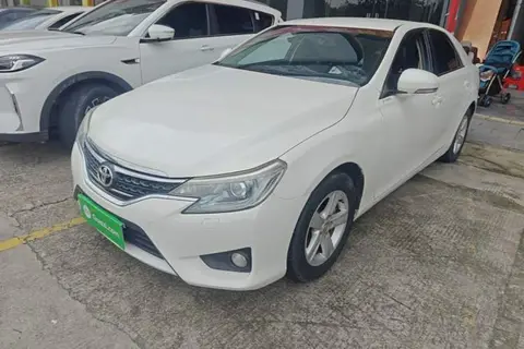 Toyota Reiz 2016