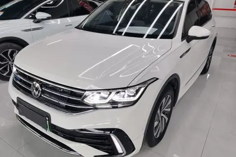 Volkswagen Tiguan L 2022