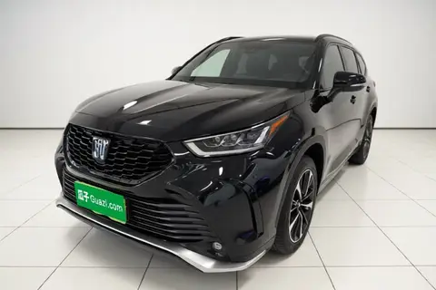 Toyota Crown Kluger 2022