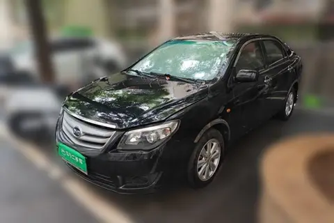 BYD L3 2013