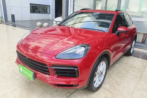 Porsche Cayenne 2021