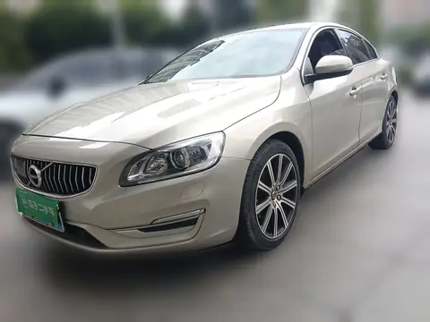 Volvo S60 2019