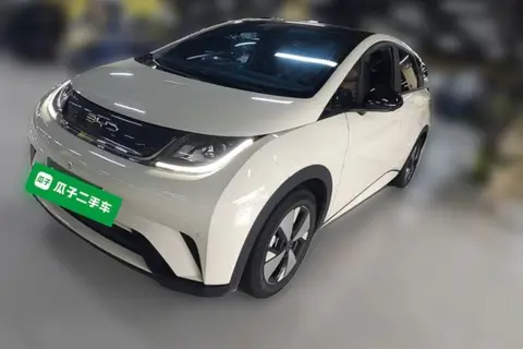 BYD Dolphin 2023