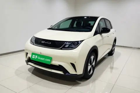 BYD Dolphin 2023