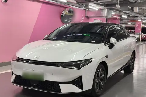 XPeng P5 2022