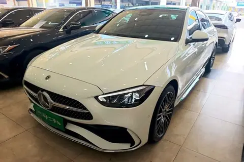 Mercedes-Benz C-Class 2025