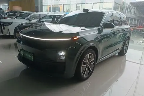 Li L8 2025