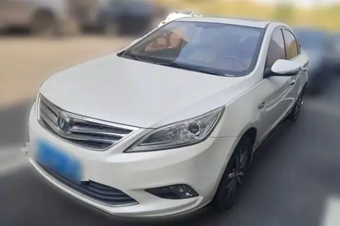 Changan Eado 2015