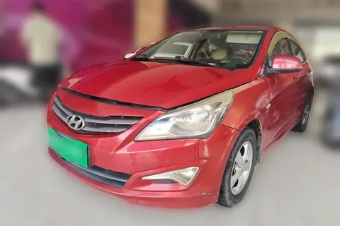 Hyundai Reina 2014