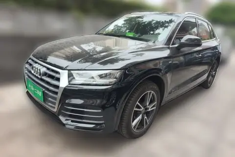 Audi Q5L 2019