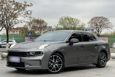Lynk & Co 03 2022