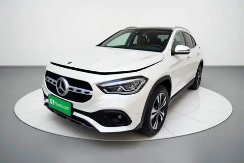 Mercedes-Benz GLA 2021