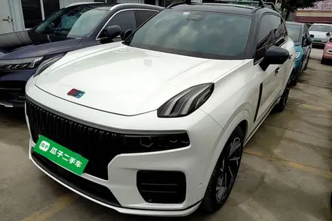 Lynk & Co 09 EM-P 2022