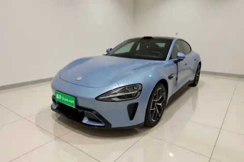 Xiaomi SU7 2024