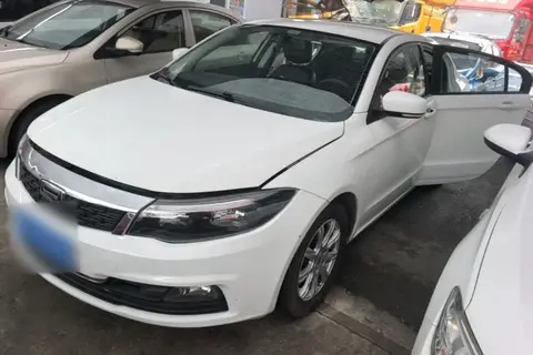 Qoros 3 2018