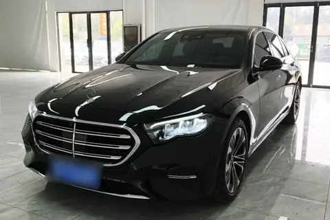 Mercedes-Benz E-Class 2025