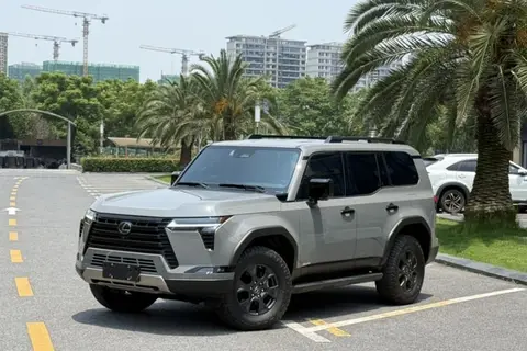 Lexus GX 2024