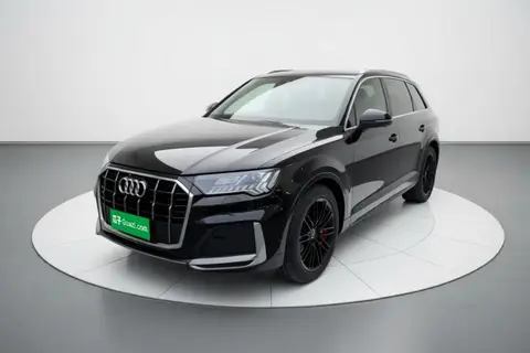 Audi Q7 2024