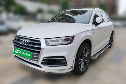 Audi Q5L 2020
