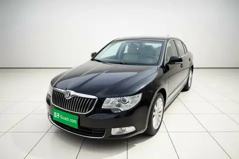 Skoda Superb 2011