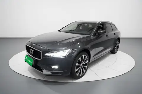 Volvo V90 2021