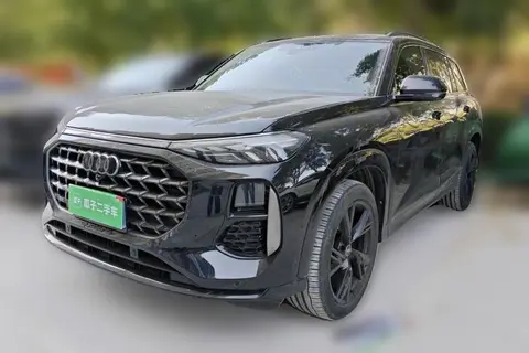 Audi Q6 2024