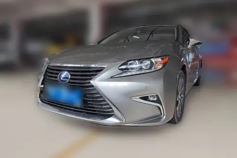 Lexus ES 2018