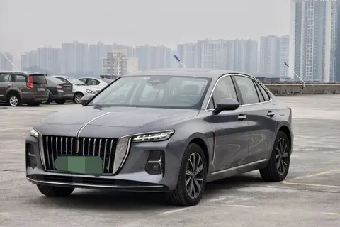 Hongqi H5 PHEV 2025