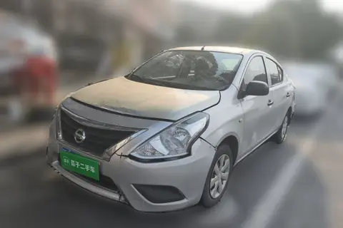 Nissan Sunny 2014