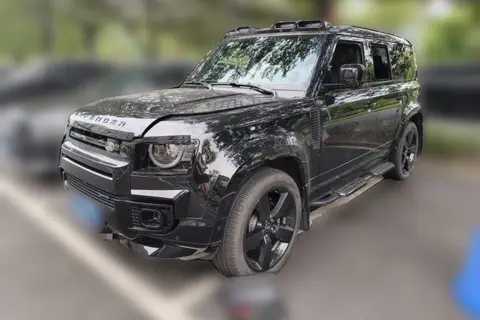 Land Rover Defender 2022