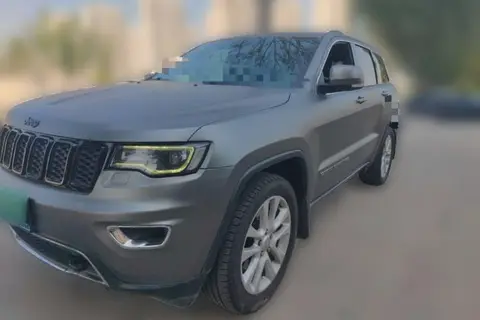Jeep Grand Cherokee 2016
