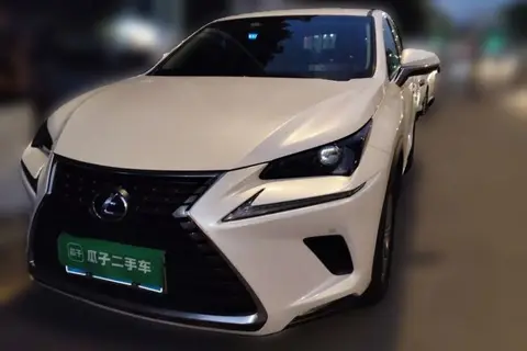 Lexus NX 2018