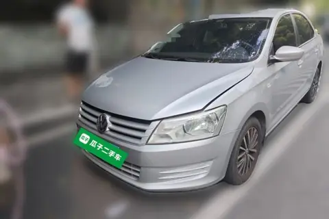 Volkswagen Santana 2013