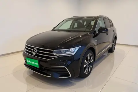 Volkswagen Tiguan L 2023