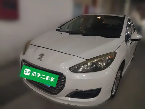 Peugeot 308 2015