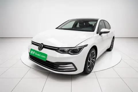 Volkswagen Golf 2021
