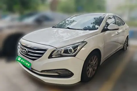 Hyundai Mistra 2014