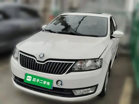 Skoda Rapid 2015