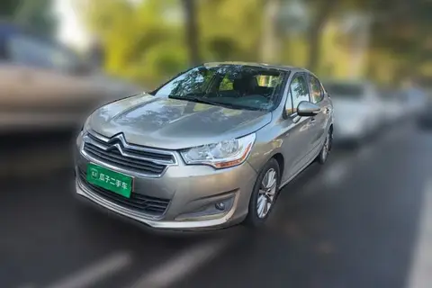 Citroën C4L 2013