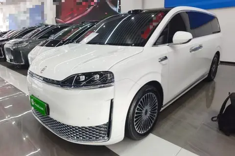 Luxeed V9 2026