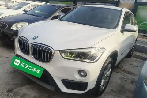 BMW X1 2016 — фото 1