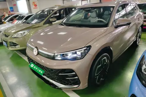 Volkswagen Tiguan L 2024