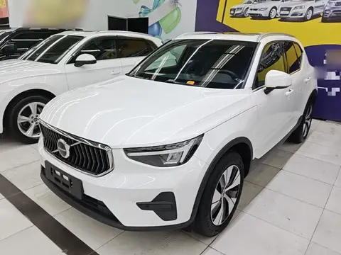 Volvo XC40 2024