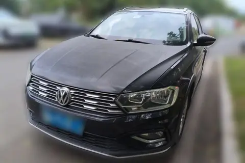 Volkswagen C-TREK 2017