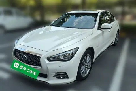 Infiniti Q50L 2015