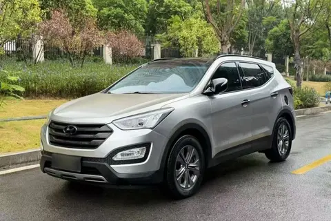 Hyundai Santa Fe 2016