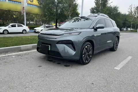 BYD Tang L 2025