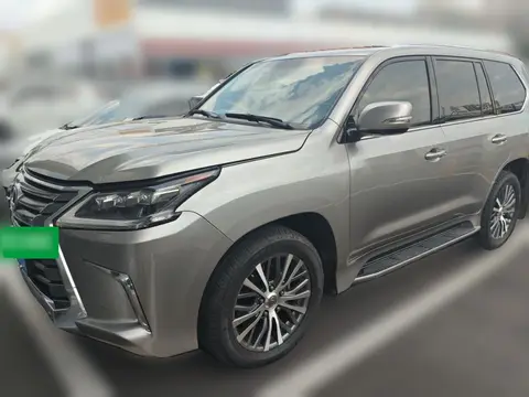 Lexus LX 2016