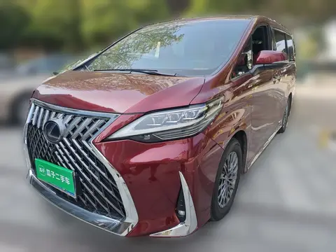 Lexus LM 2020